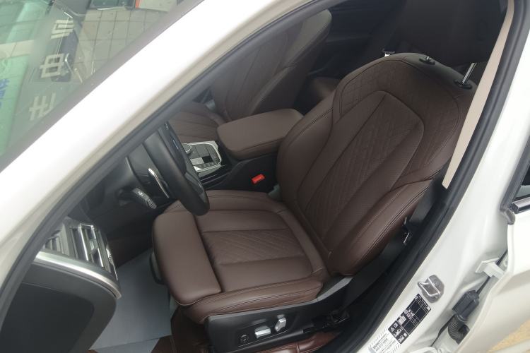 Used BMW X3 2022 Facelift xDrive30i Luxury Edition M Night Edition Package Left Front Seat