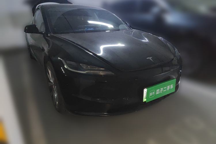 Used Tesla Model 3 2023 Long-Range All-Wheel-Drive Version