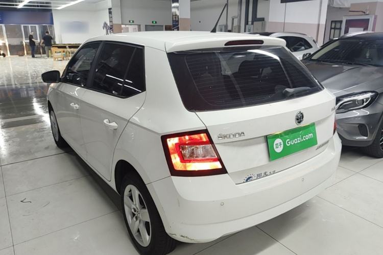 Used Skoda Fabia 2017 1.4L Automatic Car Enjoy Edition