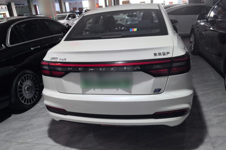 Used Venucia D60EV 2023 PLUS Comfort Edition SI Model+
