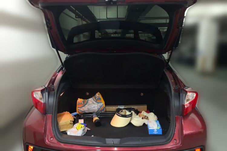 Used Toyota IZOA 2018 2.0L Yichi Edition China V Standard