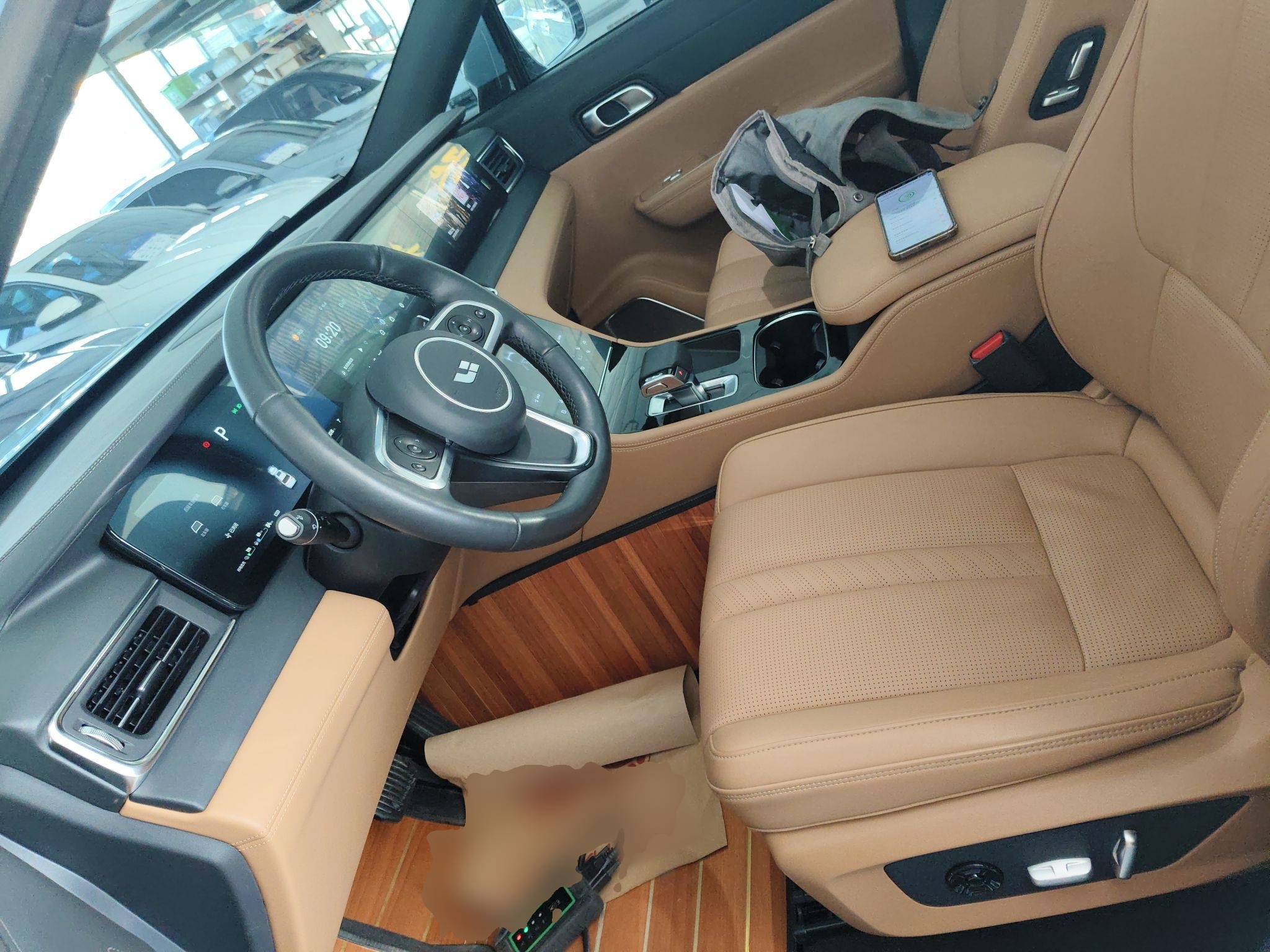 Переднее сиденье в автомобиле