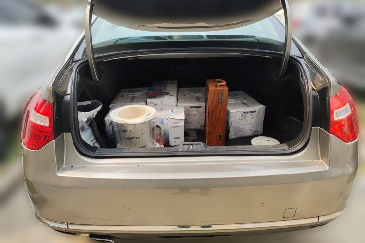 Used Citroen C5 2013 2.3L Automatic Zunyu Model Trunk