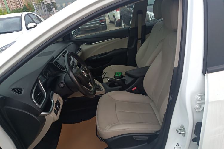 Used Buick GT 2019 15T Dual-Clutch Connected Elite Model China VI Left Front Seat