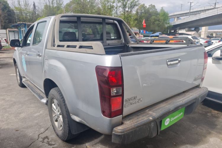 Used Isuzu D-MAX 2018 3.0T Two-Wheel Drive Automatic Elite Version 4JJ1-TC HI