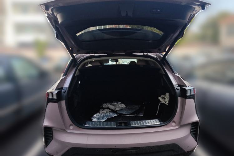 Used Lynk & Co 06 2021 1.5T Shero Pink Special Edition
