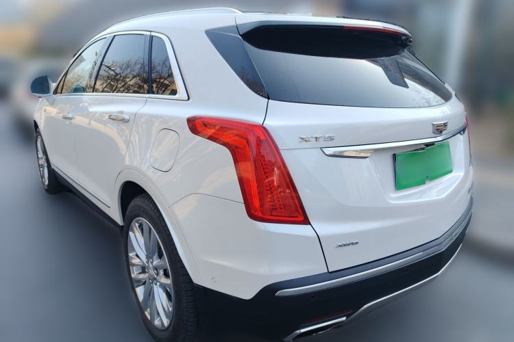 Used Cadillac XT5 2018 28E 4x4 Platinum Edition
