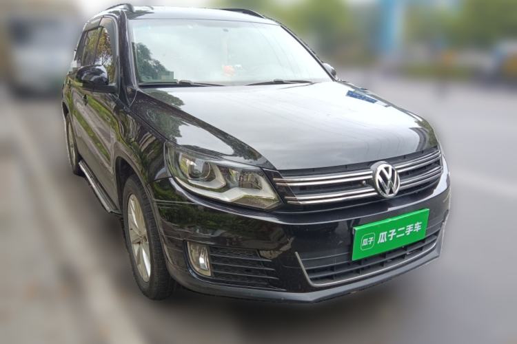 Used Volkswagen Tiguan 2016 300TSI Automatic All-Wheel Drive Fashion Vision Edition Front Right 45 Deg