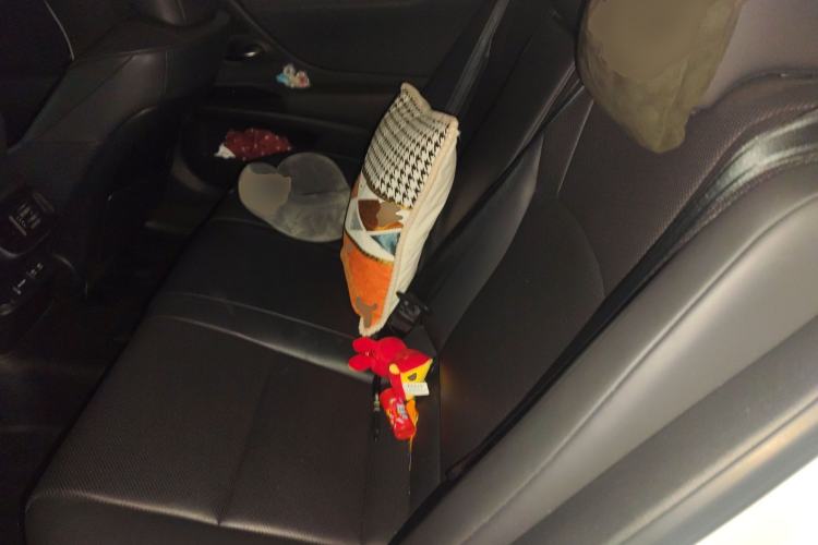 Used Lexus ES 2018 300h Premier Edition China VI Standard
