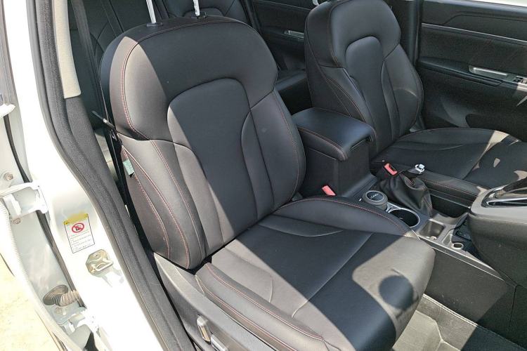 Used Haval H6 2015 Sport Edition 1.5T Automatic Two-Wheel Drive Luxury Model