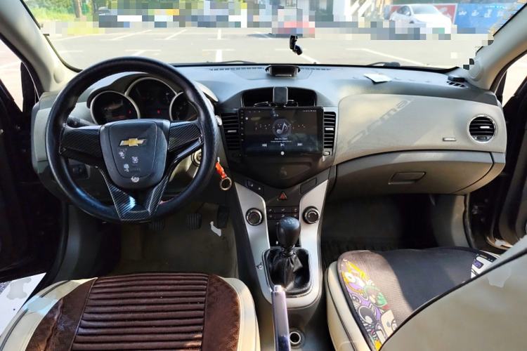 Used Chevrolet Cruze 2011 1.6L SE MT Transformers Edition
