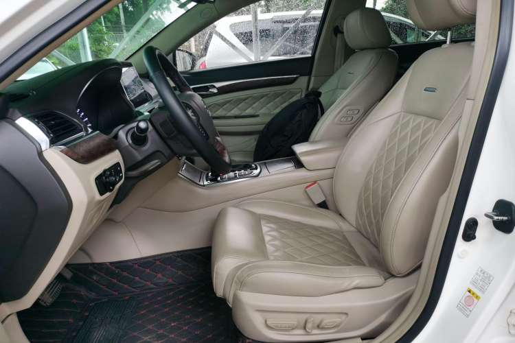 Used GAC Trumpchi GA8 2016 320T Luxury Edition
