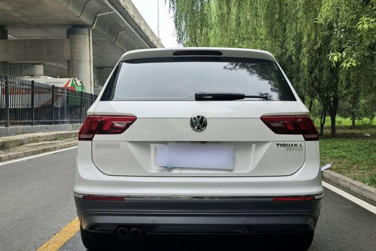 Used Volkswagen Tiguan L 2019 Revised 330TSI Automatic Two-Wheel Drive Smart & Luxury Edition China VI Standard
