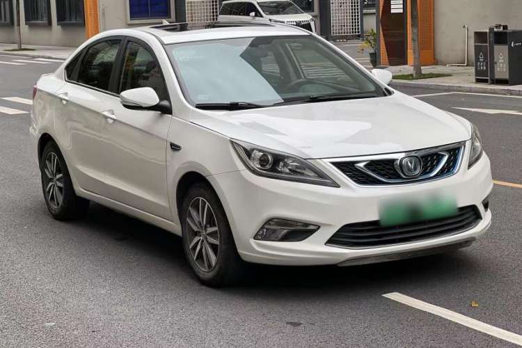 Used CHANGAN Eado New Energy 2018 1.0T PHEV Navigation Model Exterior 2