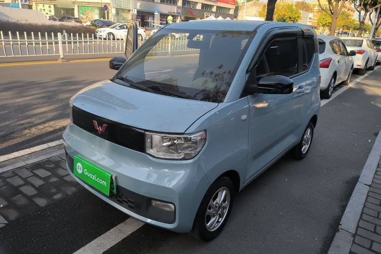 Used Wuling Hongguang MINIEV 2021 Macaron Sandwich Model 120 km Lithium Iron Phosphate