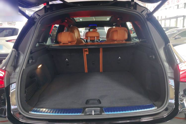 Used Mercedes-Benz GLC 2023 Refreshed GLC 300 L 4MATIC Dynamic Edition 5 Seats
