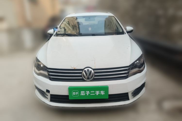 Used Volkswagen Bora 2014 1.6L Manual Fashion Edition Front