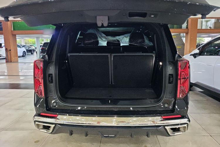 Used GAC Trumpchi GS8 2024 Dual-Motor Series 2.0TM Two-Wheel Drive Premium Edition