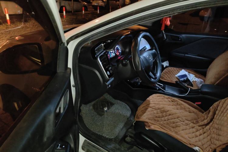 Used Honda Gienia 2017 1.5L CVT Comfort Version
