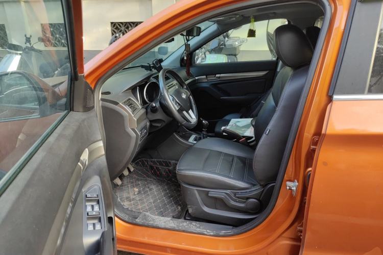 Used BAIC Senova X65 2015 2.0T Manual Elite Edition
