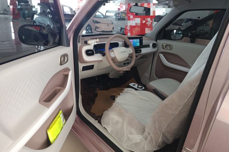 Used Geely Galaxy Panda 2025 210 km – Yuanqi Bear Driver Seat