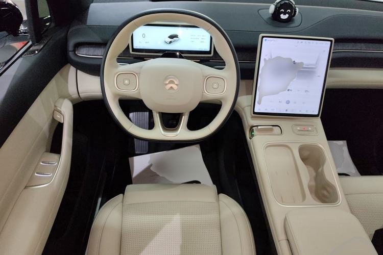 Used Nio ES6 2024 75 kWh Steering Wheel
