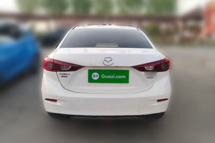 Used Mazda 3 Axela 2014 Sedan 1.5L Manual Comfort Model
