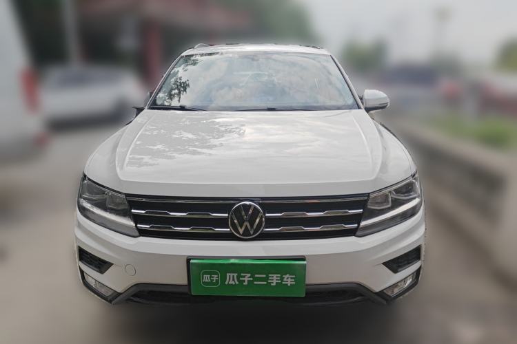 Used Volkswagen Tiguan L 2020 330TSI Automatic Two-Wheel Drive Luxury Edition China VI Standard Front