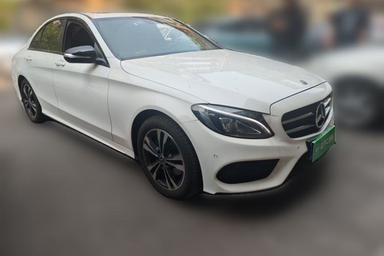 Used Mercedes-Benz C-Class 2017 Restyled C 200 Sport Edition Front Right 45 Deg