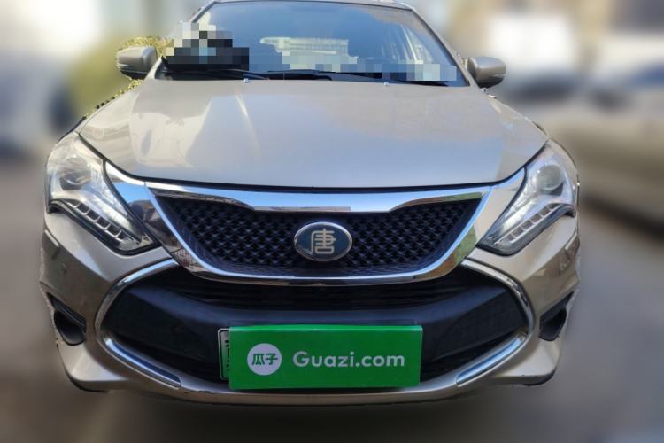 Used BYD Tang New Energy 2015 2.0T Four-Wheel-Drive Flagship Model
