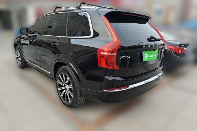 Used Volvo XC90 2024 B5 SmartDrive Luxury Edition 5 Seats Rear Left 45 Deg