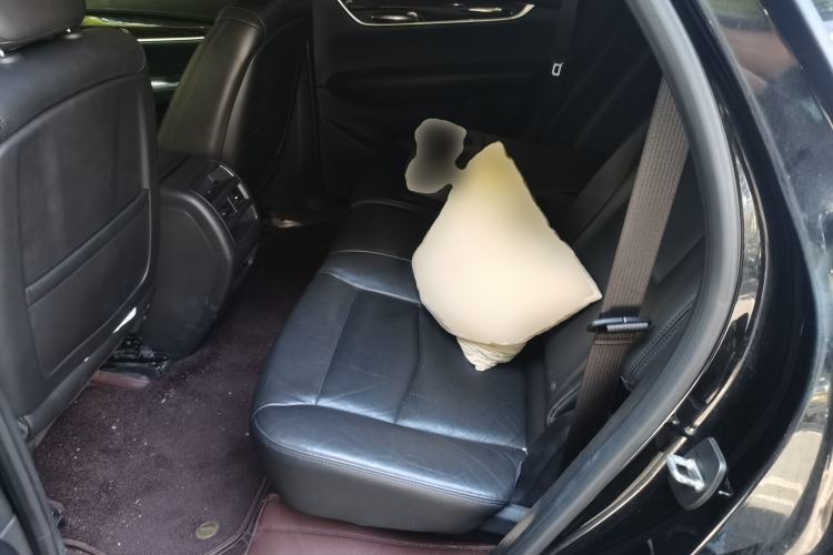 Used Cadillac XT5 2017 Anniversary Edition 25T Luxury Model
