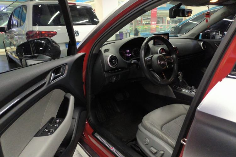 Used Audi A3 2018 30th Anniversary Edition Limousine 35 TFSI Fashion Model Driver Seat