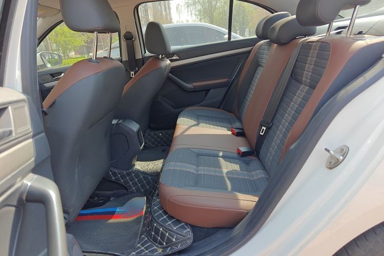 Used Volkswagen Lavida 2019 Lavida Start 1.5L Automatic Comfort Edition China VI Standard Left Rear Seat