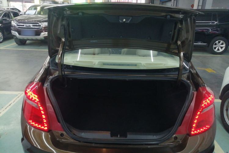 Used Chery E3 2013 1.5L Manual Fashion Model