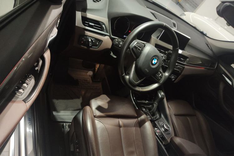 Used BMW X1 New Energy 2019 xDrive25Le Mileage Upgrade Version Driver Seat