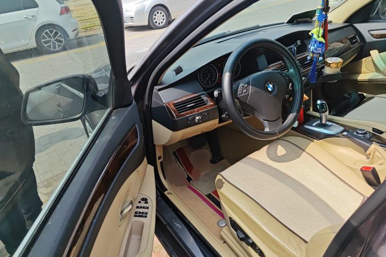 Used BMW 5 Series 2009 530Li Leading Model