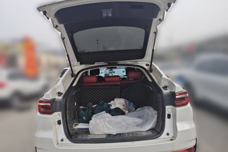 Used Changan CS85 COUPE 2023 1.5T DCT Luxury Version
