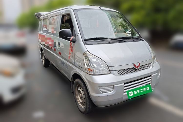 Used Wuling Rongguang 2019 1.5L Extended-Body Van Base Model with 2 Seats Front Right 45 Deg