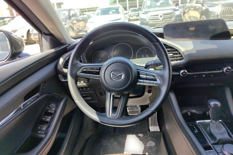 Used Mazda 3 Axela 2021 2.0L Automatic Zhiyao Edition
