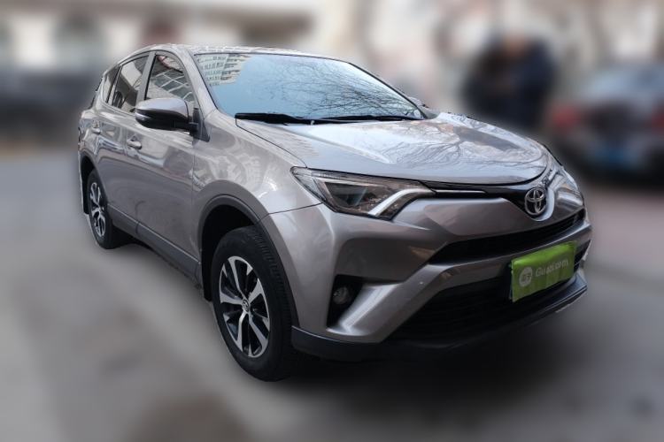 Used Toyota RAV4 2019 2.0L CVT Two-Wheel Drive Pioneer Edition China V Standard
