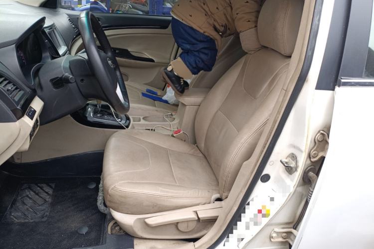 Used BYD Surui 2012 1.5TID Automatic Luxury Version
