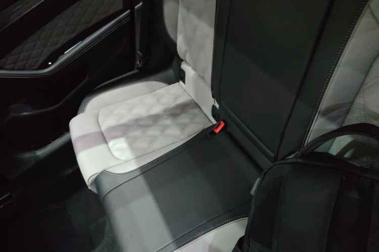 Used Volkswagen Magotan 2023 2 Million Units Limited Edition 330TSI DSG Leading Version