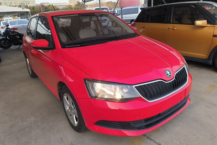 Used Skoda Fabia 2017 1.4L Manual Enjoy Edition
