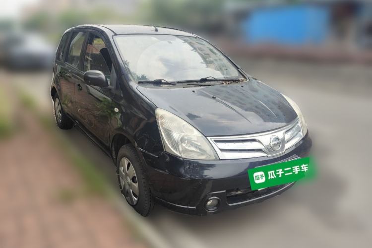 Used Nissan Livina 2010 Jingyue Edition 1.6L Manual All-Around Model