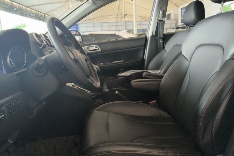 Used Haval H6 2014 Upgraded Model 2.0T Diesel Manual 4x4 Elite Version Left Front Seat