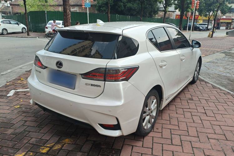 Used Lexus CT 2014 CT200h Elite Edition Monochrome