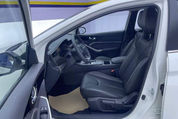 Used Venucia D60 2023 PLUS 1.6L XL CVT Yue Ling Edition
