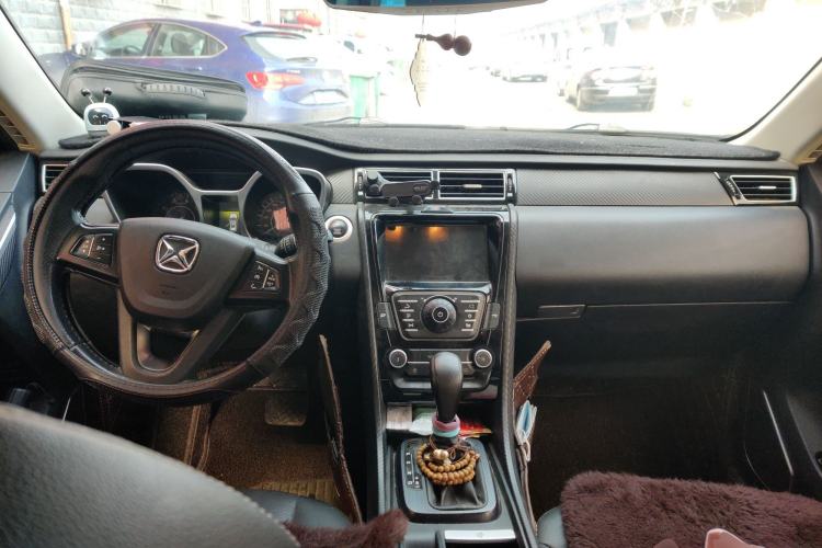 Used JMC Yusheng S330 2016 1.5L GTDi Automatic Two-Wheel Drive Prestige Edition