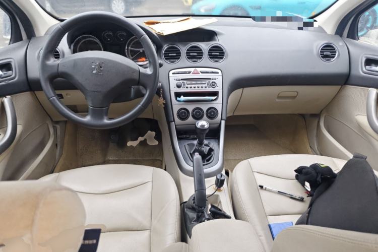 Used Peugeot 408 2011 1.6L Manual Comfort Edition